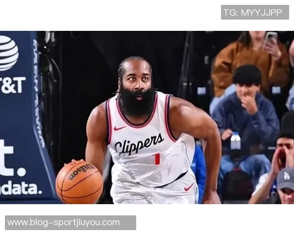 哈登表现不佳17投5中失误频繁但罚球稳定助球队保持颜面 哈登表现不佳17投5中失误频繁但罚球稳定助球队保持颜面