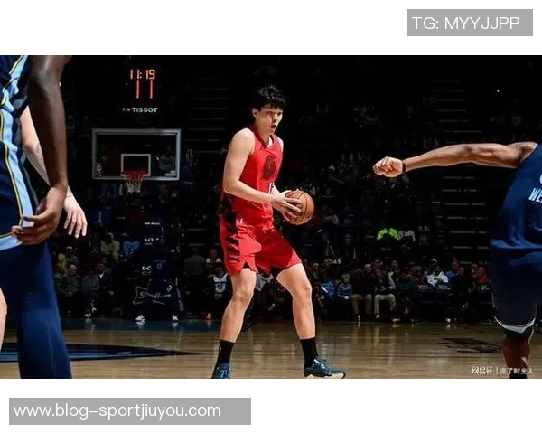 媒体人质疑球迷对杨瀚森的苛责为何不反思自己在外卖行业的表现 媒体人质疑球迷对杨瀚森的苛责为何不反思自己在外卖行业的表现